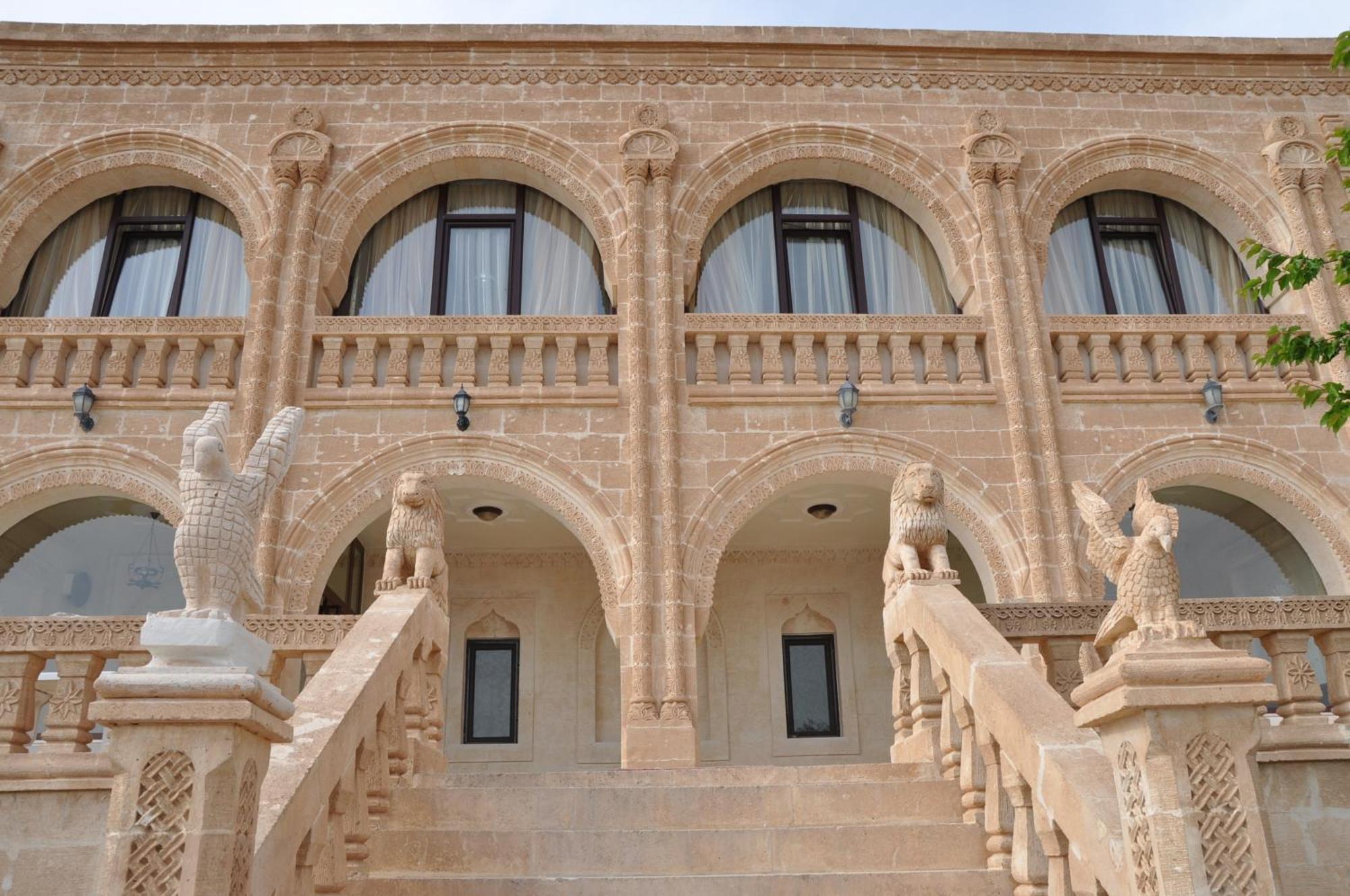 Turabdin Hotel Midyat エクステリア 写真
